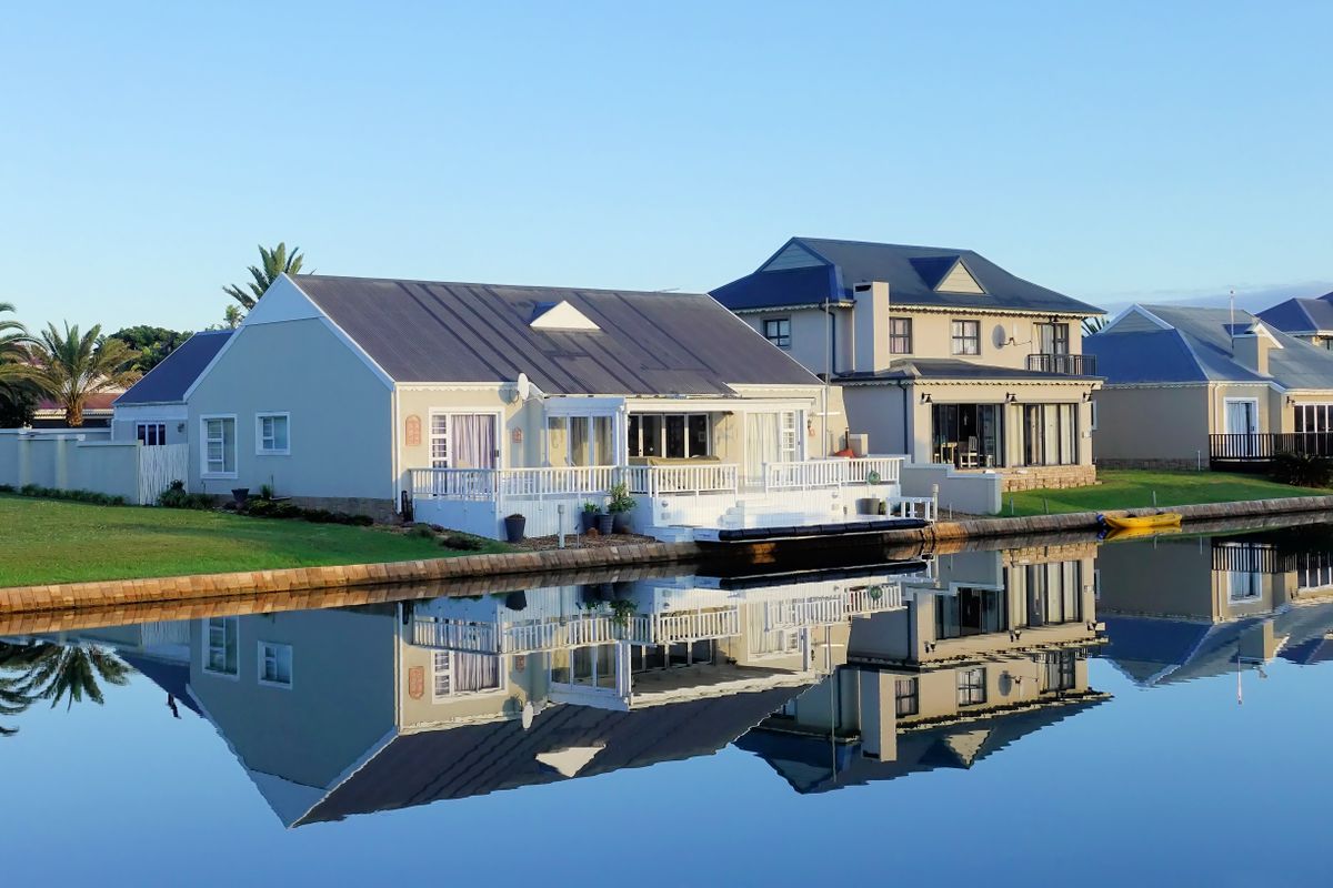 House in Cumeeira